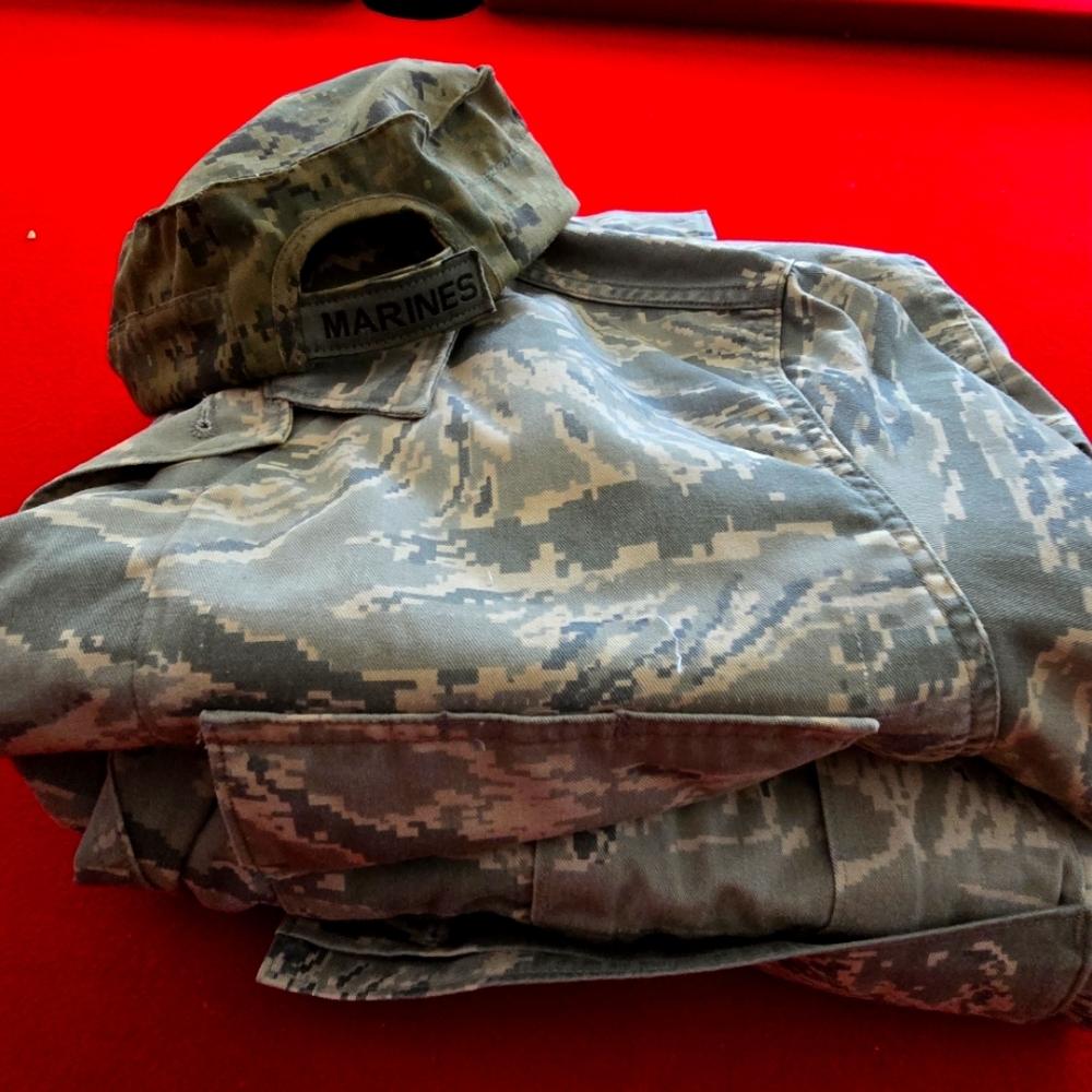 U.S. Military Men's Uniform
